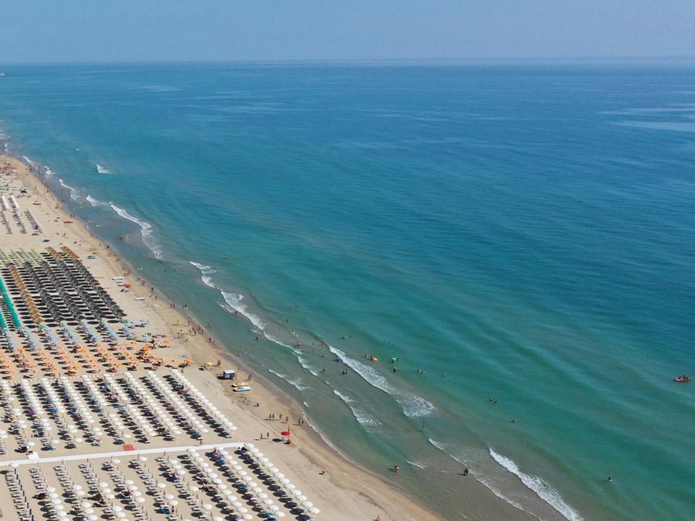 Hotel Corallo Джулианова Екстериор снимка